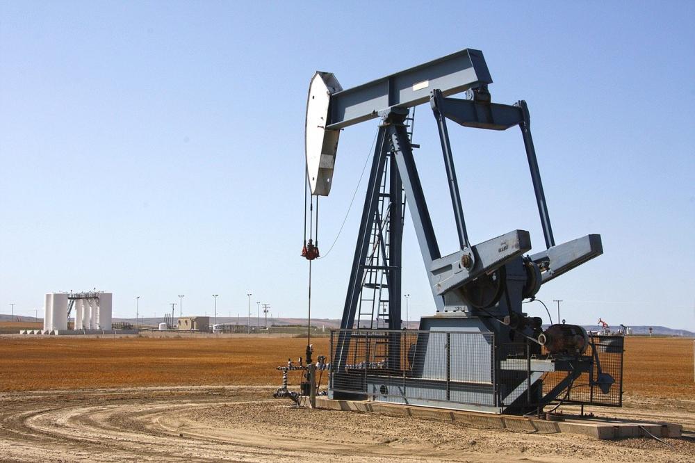 Цена на нефть WTI с поставкой в мае впервые стала отрицательной