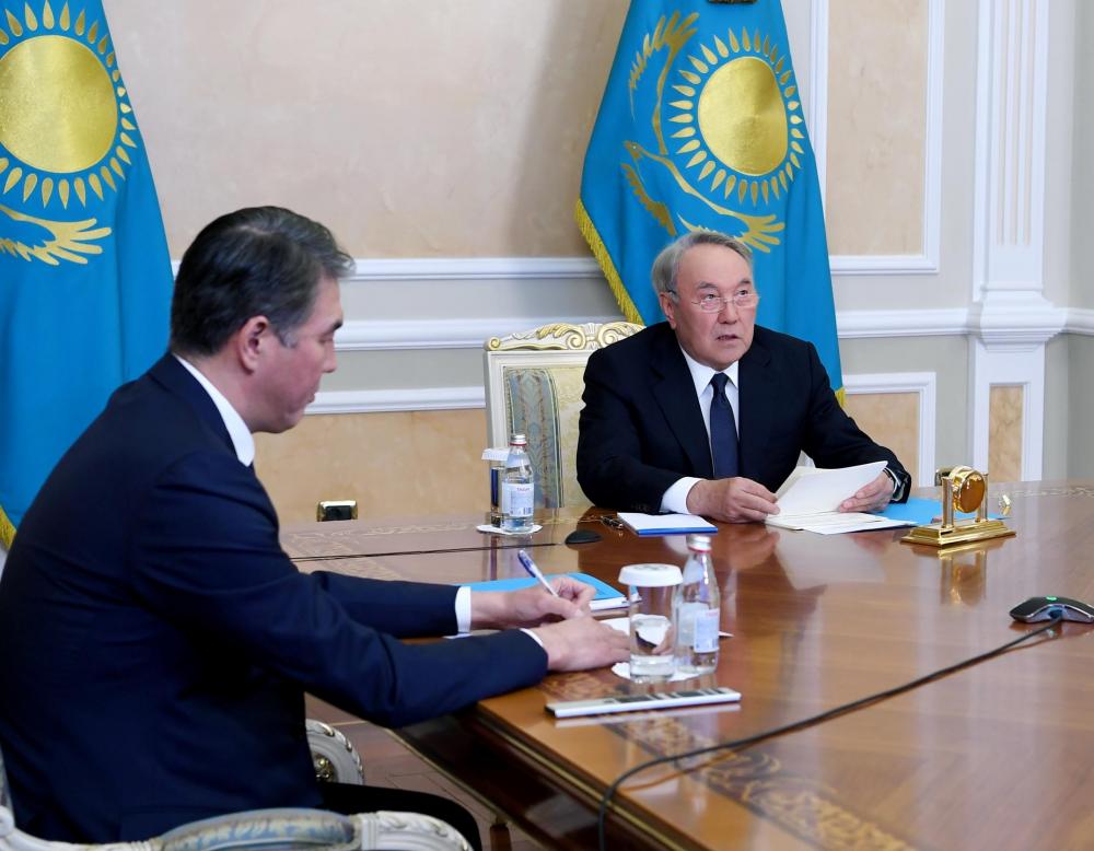 Нурсултан Назарбаев: необходимо запускать программу восстановления экономики и посткризисного развития