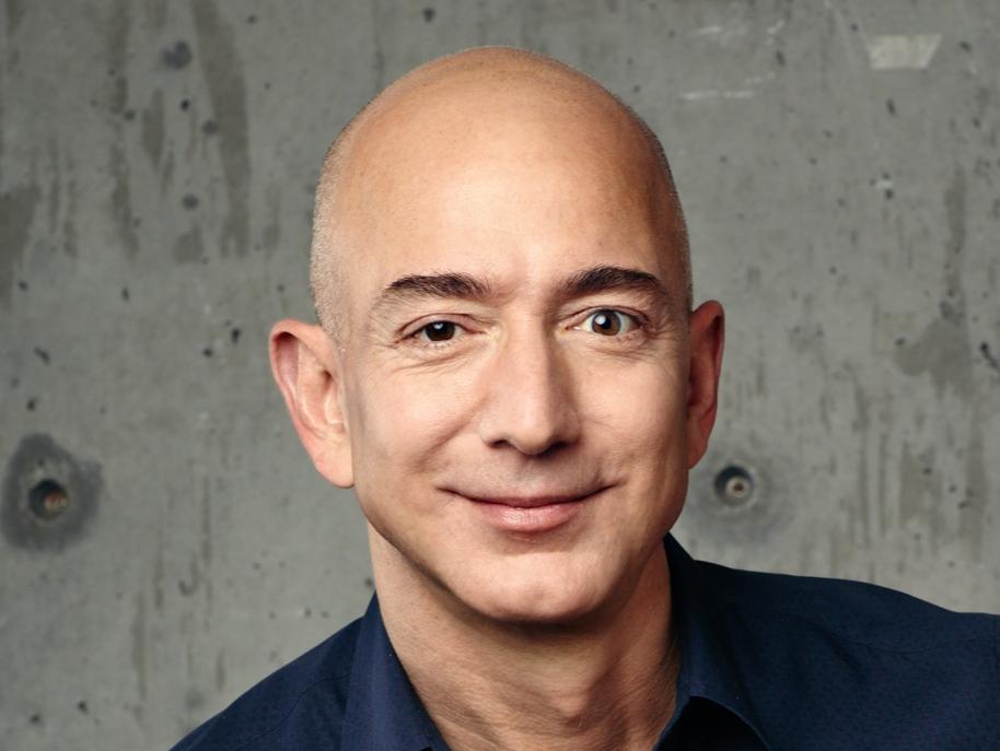 Джефф Безос написал последнее письмо в роли главы Amazon