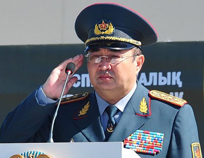 Экс-министр обороны уволен из Вооруженных сил из-за трагедии в Арыси