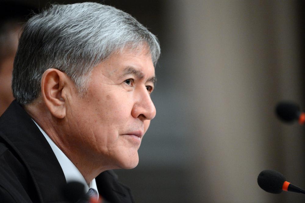 Спецназ штурмовал резиденцию экс-президента Киргизии Атамбаева
