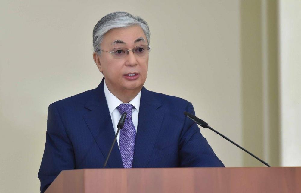 Глава государства поздравил казахстанцев с Днем Конституции