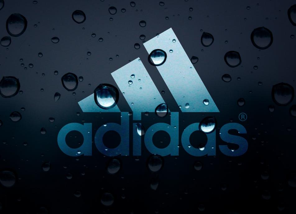 Adidas продает Reebok американской Authentic Brands за €2,1 млрд