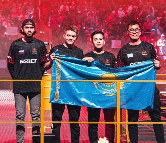 Российский киберспортклуб выкупил всех игроков казахстанского клуба AVANGAR по Counter-Strike