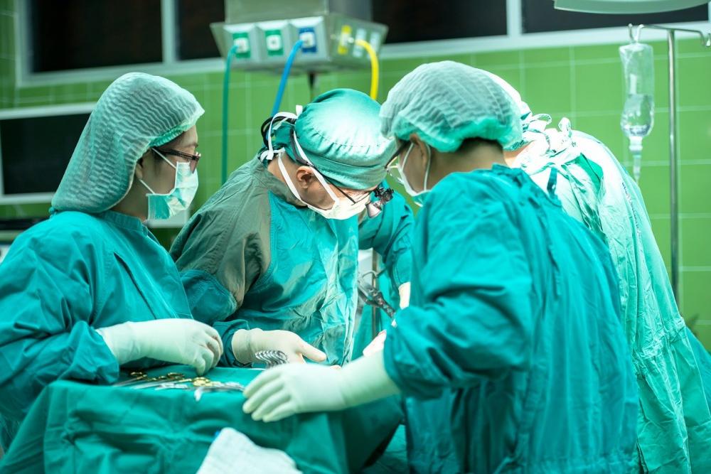 Тысячи пациентов обречены - в Казахстане сократились операции по пересадке органов