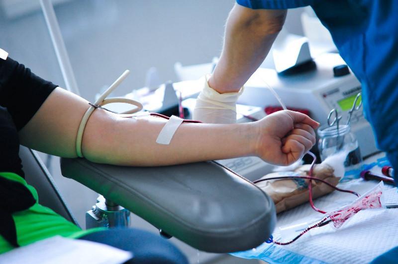 Доноров крови ищут для пострадавших при крушении самолета