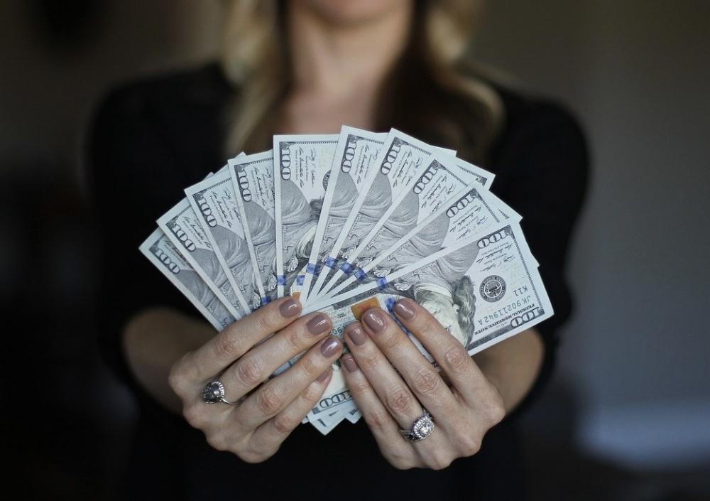 Google выплатит сотрудникам по $1,6 тыс. в качестве компенсации за работу на удаленке