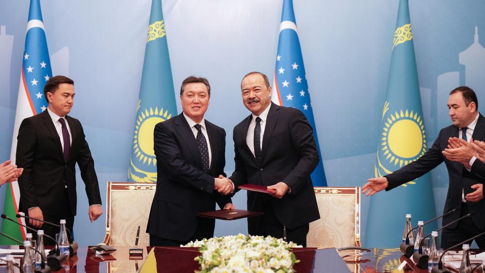 Казахстан и Узбекистан подписали соглашения на $500 млн