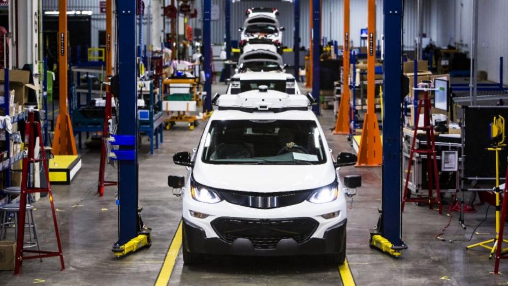 GM инвестирует $2,2 млрд. в производство электропикапов и кроссоверов