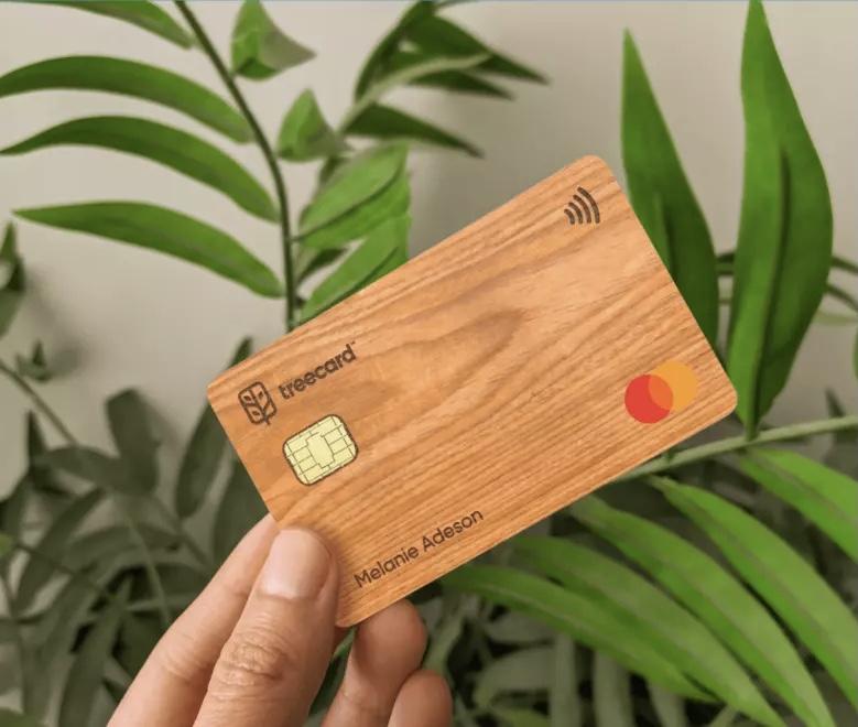TreeCard, предлагающий клиентам деревянную дебетовую карту, привлёк $5,1 млн