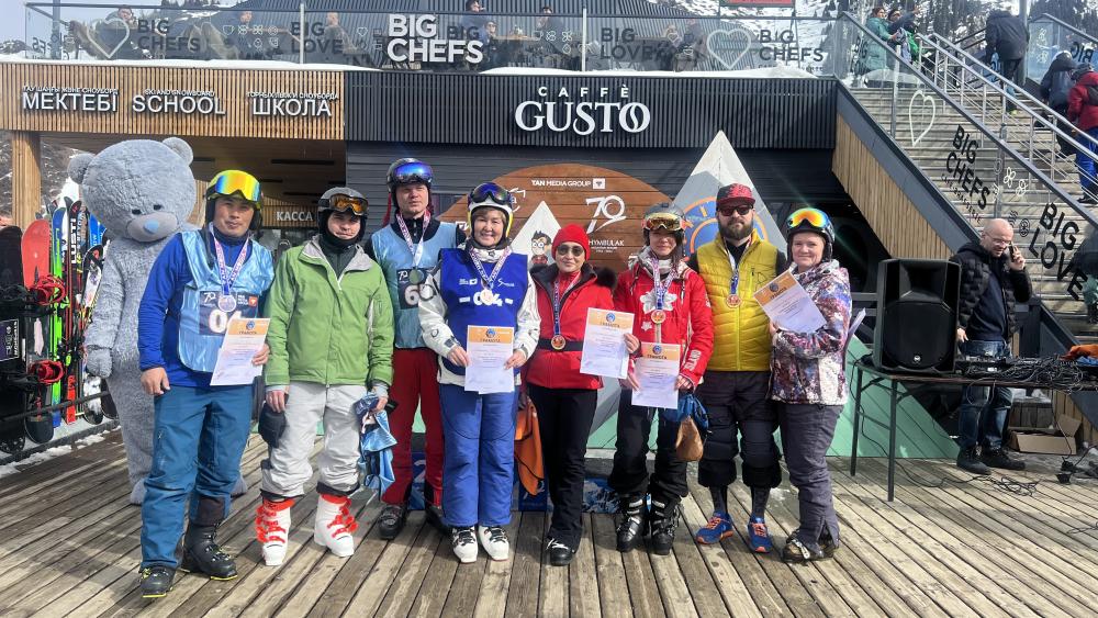 Любительский турнир по горным лыжам Tan Media Cup подходит к концу