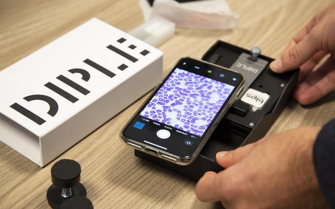 Создан микроскоп для смартфона с 1000-кратным зумом за $100