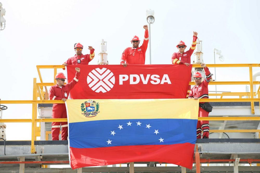 Reuters узнал о передаче иностранцам контроля над нефтью в Венесуэле