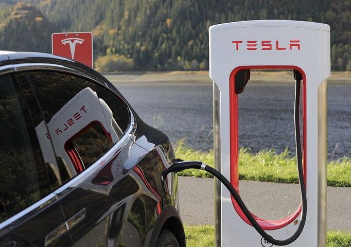 Reuters: Покупатели Tesla в Китае потребовали компенсации после снижения цен