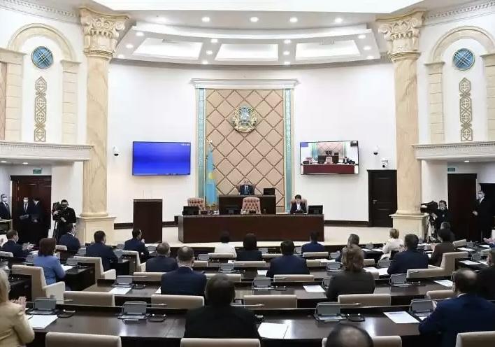 Токаев: Наша страна вступила в новый этап развития