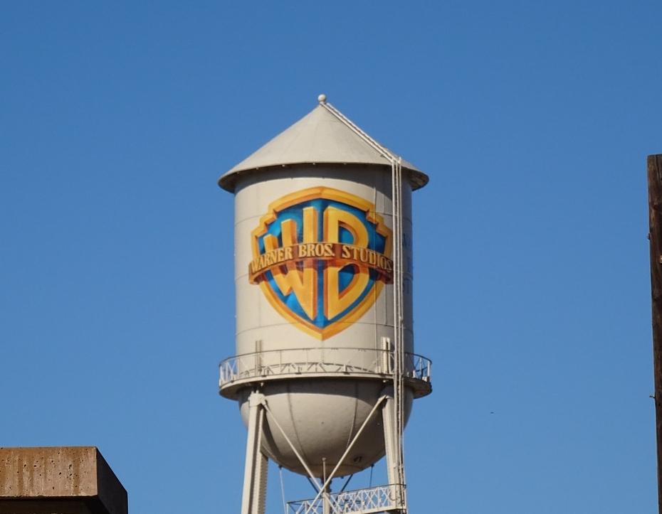 Компания Microsoft заинтересована в покупке Warner Bros. Interactive за $4 млрд