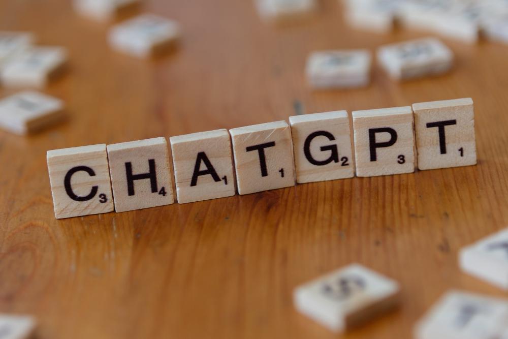 OpenAI представила новые голосовые модели — ChatGPT может одновременно «говорить» и «слушать»
