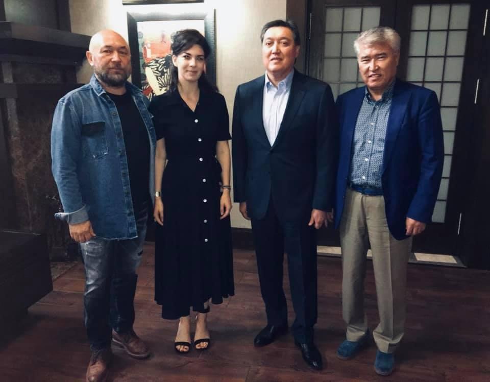 Тимур Бекмамбетов выступит продюсером двух казахстанских кинопроектов
