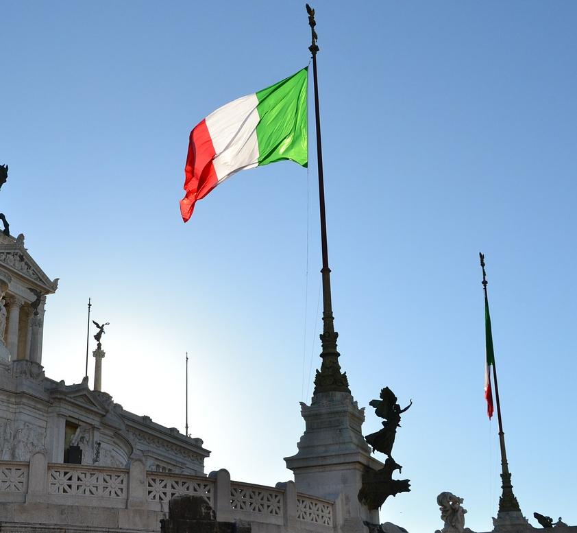 Экономика Италии сократится на 8,3%
