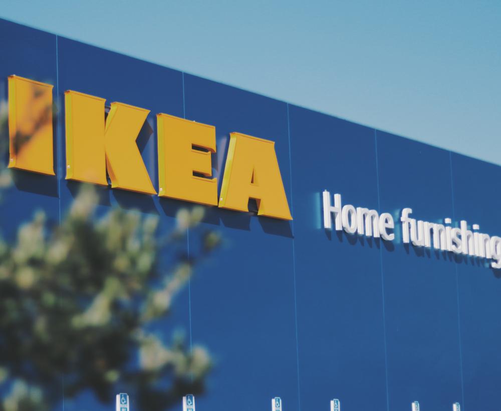 Французский суд обязал Ikea выплатить штраф в размере 1 млн евро