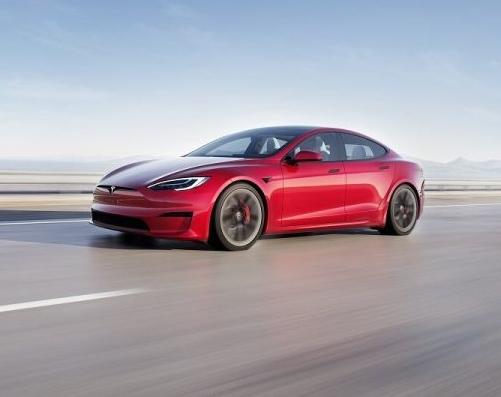 Илон Маск представил самый быстрый электромобиль Tesla