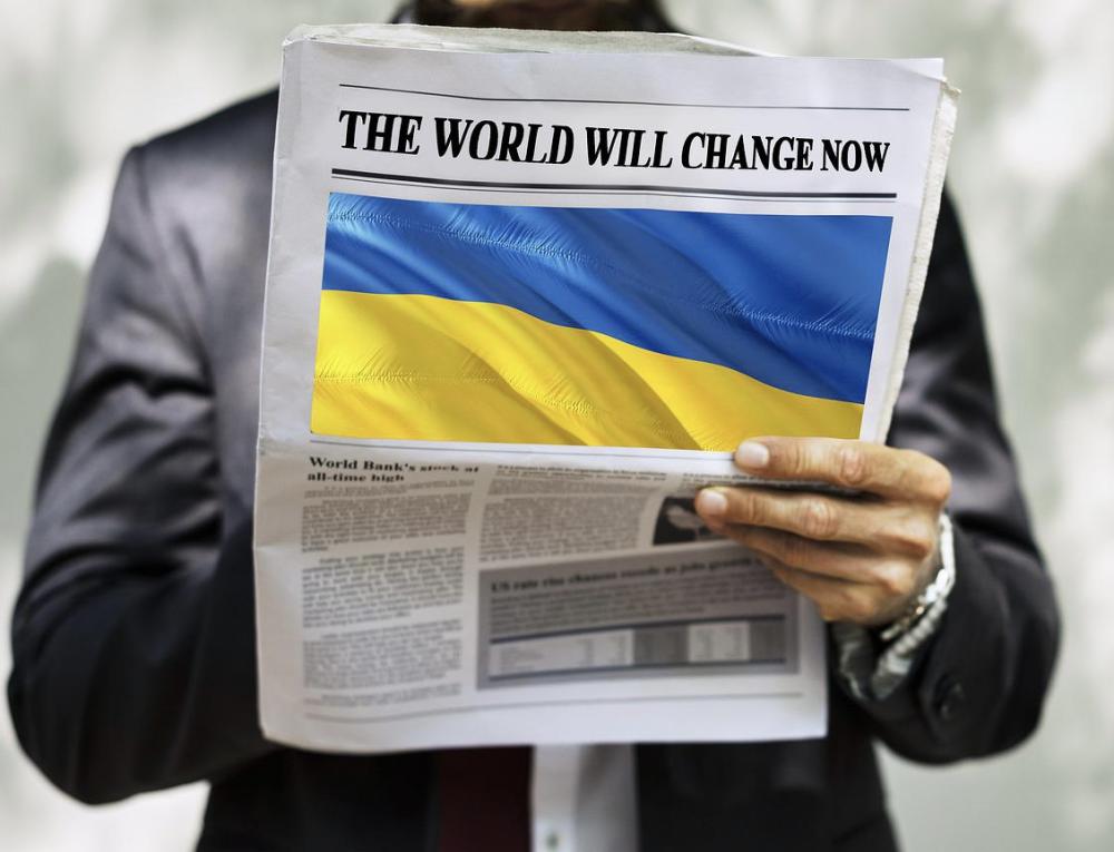 Тяжелый удар: что происходит с экономикой Украины