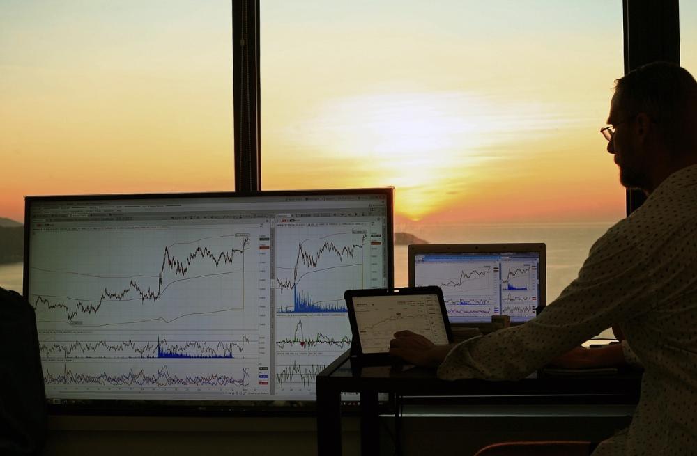 Умеренная эскалация: акции растут после ограниченного удара Ирана