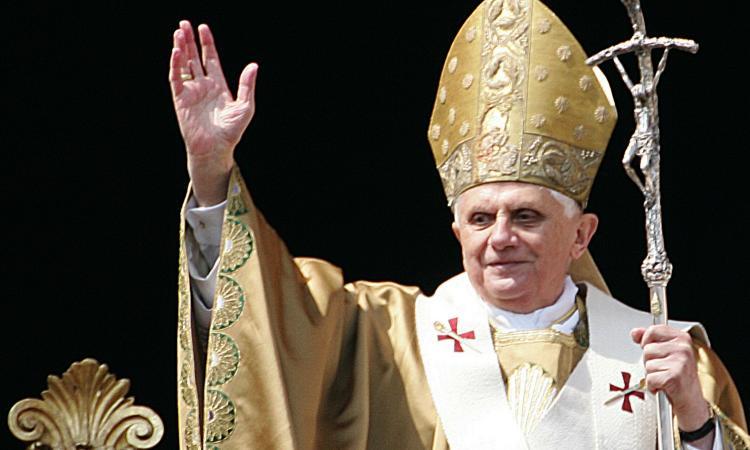 Ватикан отпустил заразившимся коронавирусом и врачам все грехи