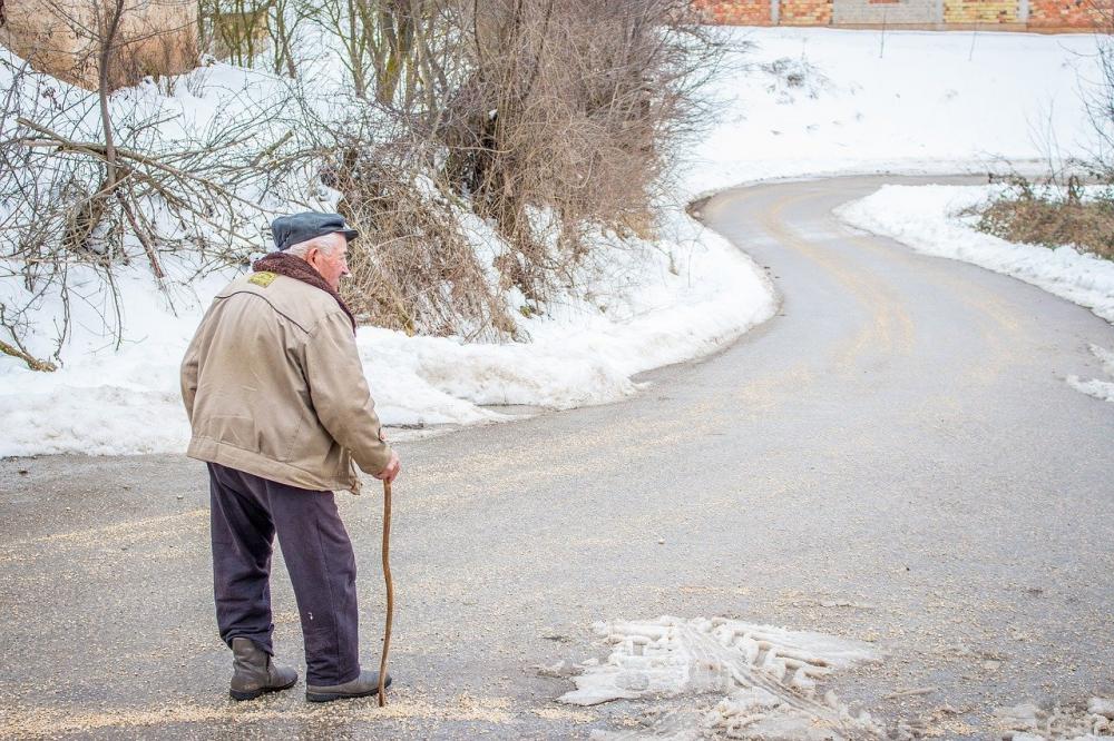 Ограничено передвижение по улицам казахстанцев старше 65: в постановление главного санврача внесены изменения
