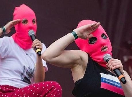 Pussy Riot продала два NFT своего нового сингла за $184 тыс