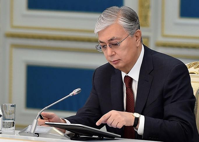 Токаев поручил акимам проводить встречи с населением