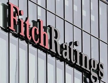 Fitch понизило долгосрочные рейтинги 31 российского банка до "СС"