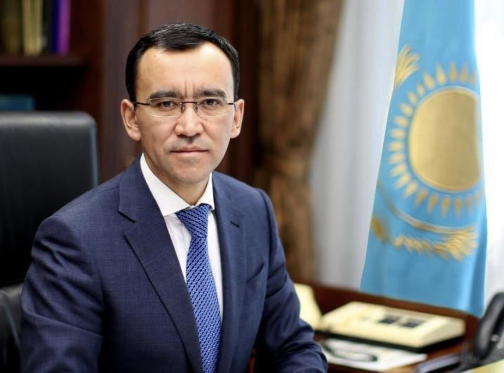 Маулен Ашимбаев: Расходы Казахстана превышают доходы в два раза