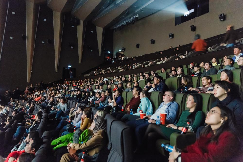 Сколько стоит самый большой кинотеатр в Казахстане