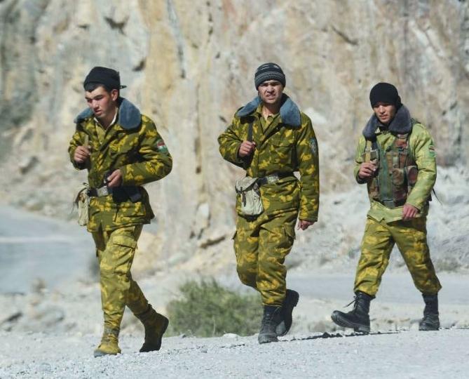 В Таджикистане пограничники отбили атаку боевиков, есть потери