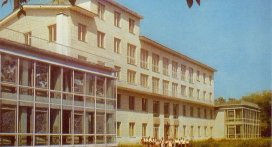 Токаев не согласен с возведением отеля на месте снесенного Дворца пионеров в Алматы