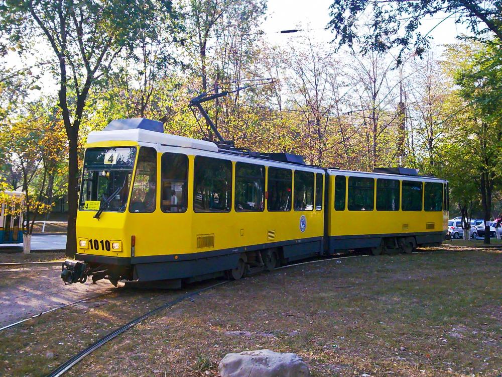 Токаев сказал, что трамваи в Алматы нужно было оставить