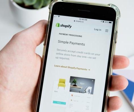 Тобиас Лютке рассказал, что намеренно замедлял рост Shopify