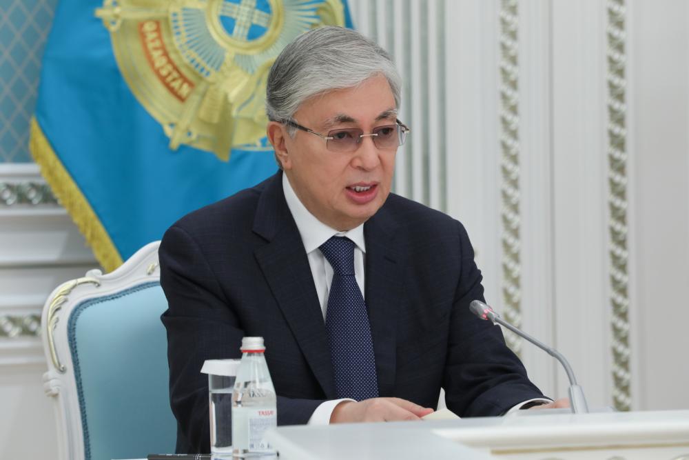 Токаев призвал отечественные компании активно осваивать внешние рынки