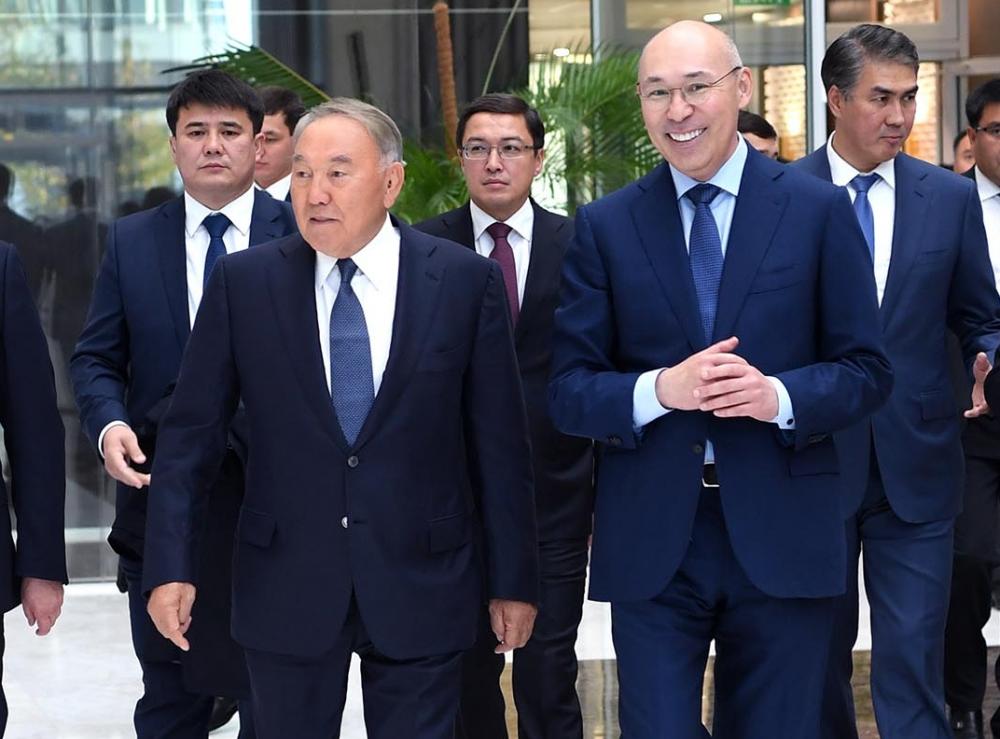 Назарбаев: Я лично буду постоянно поддерживать работу МФЦА