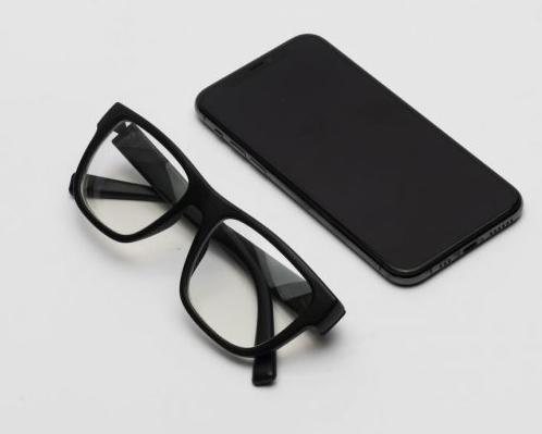 Канадский стартап создал умные очки, которые не дадут вам прокрастинировать