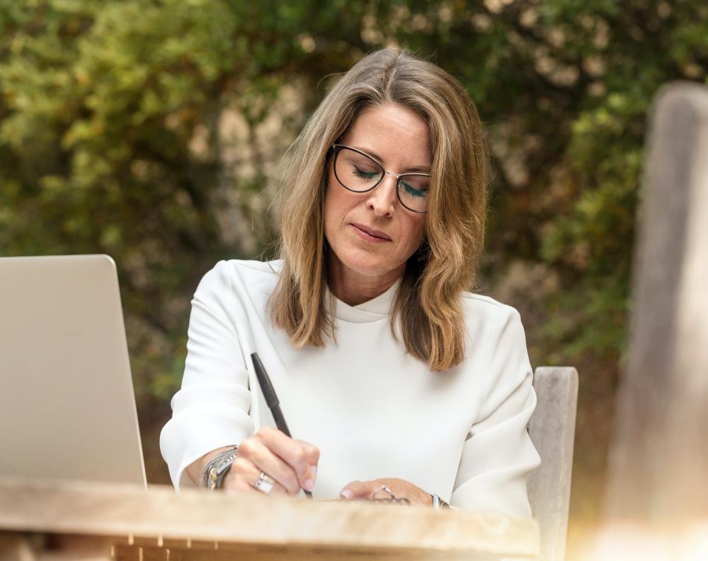 Женщины-руководители опасаются виртуальных встреч