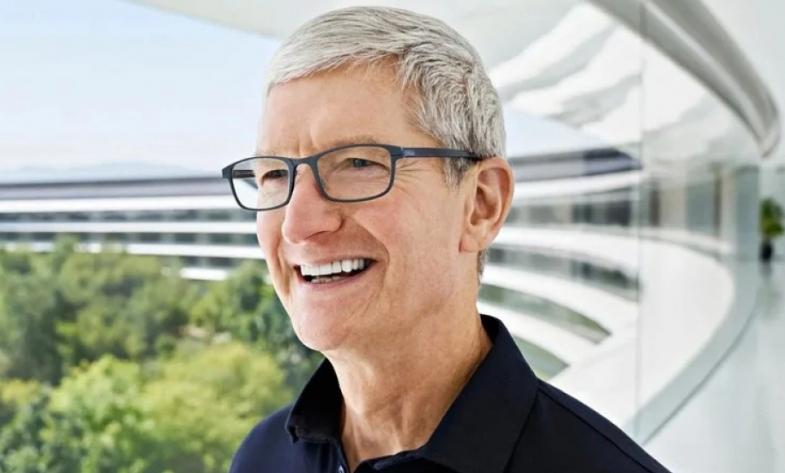 Что Тим Кук сделал с Apple за 10 лет