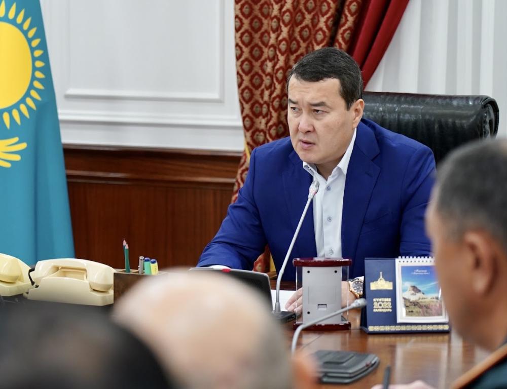 Смаилов: Потерявшим жилье при пожарах в Костанайской области построят новые дома