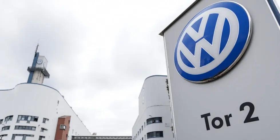 Масштабная оптимизация: Volkswagen сократит до 30 тысяч сотрудников в рамках реструктуризации